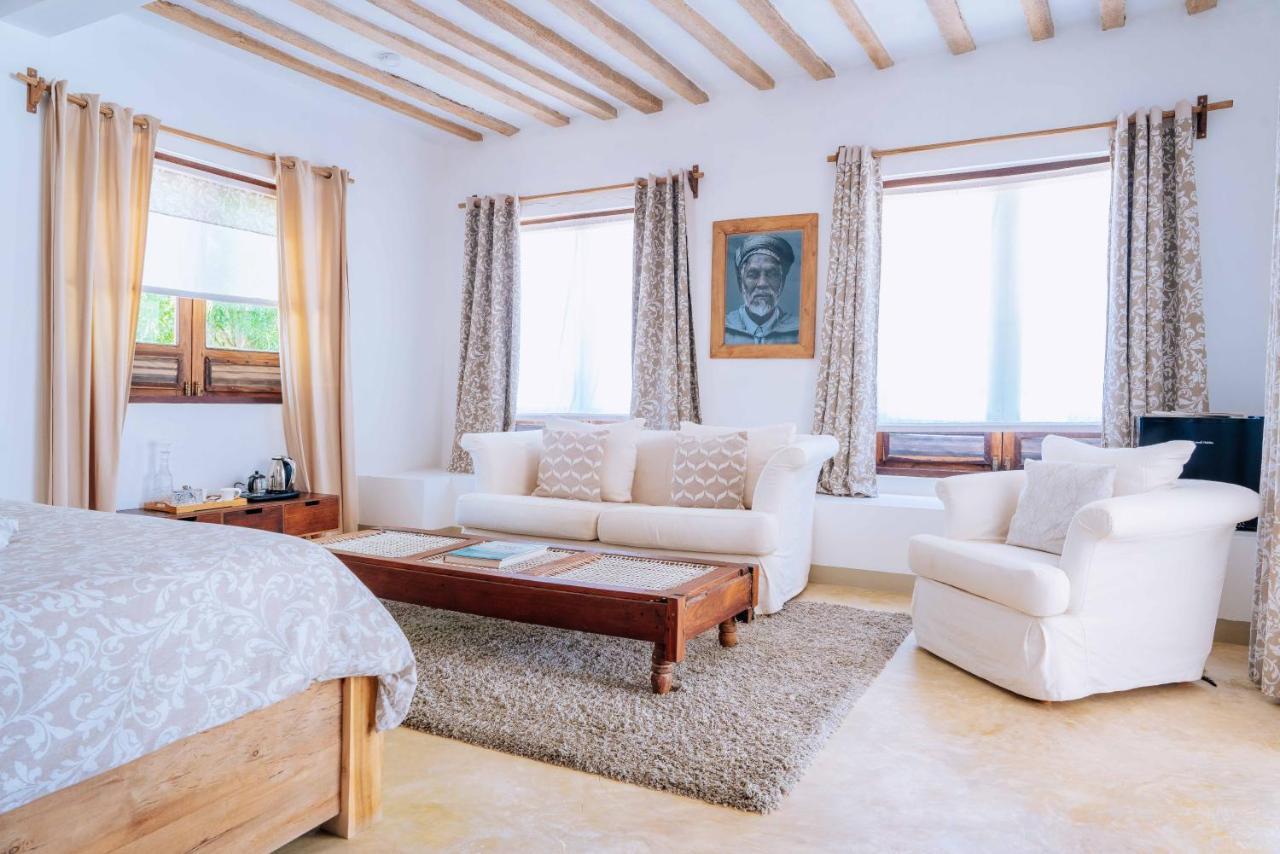 Villa La De Victor Kigomani *